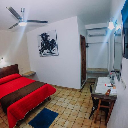 טפצ'ולה Hotel Cervantino מראה חיצוני תמונה