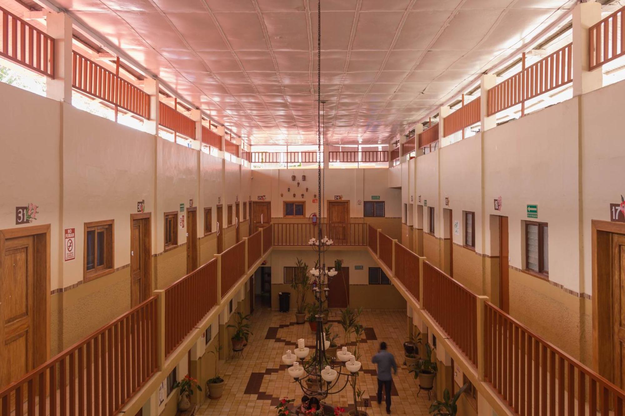 טפצ'ולה Hotel Cervantino מראה חיצוני תמונה