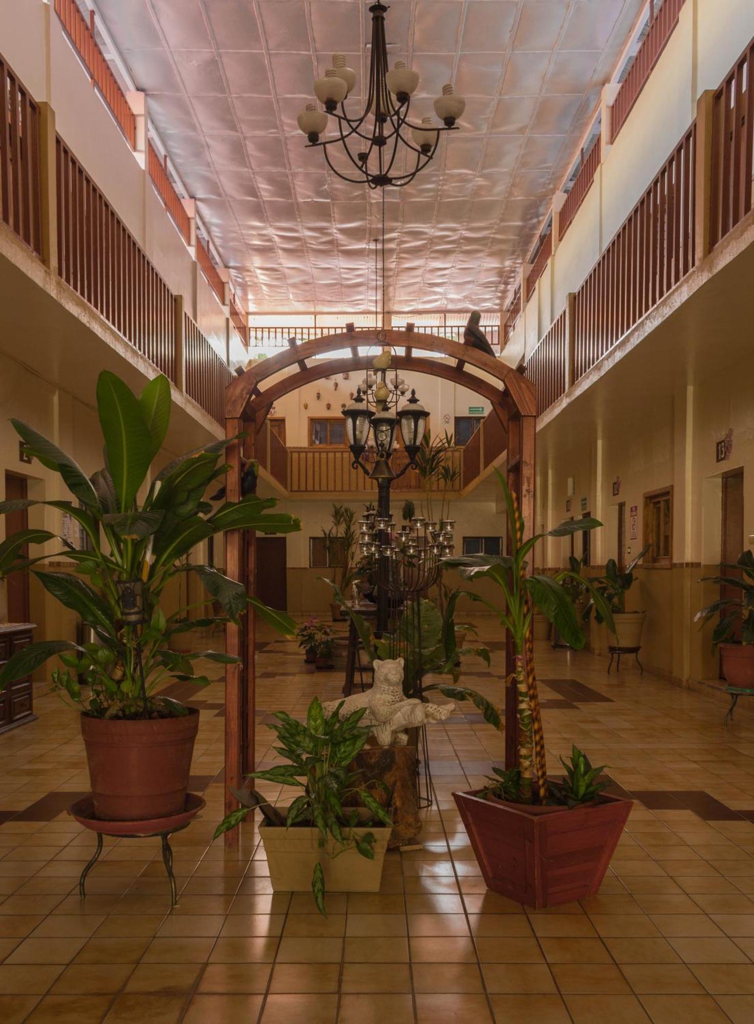 טפצ'ולה Hotel Cervantino מראה חיצוני תמונה
