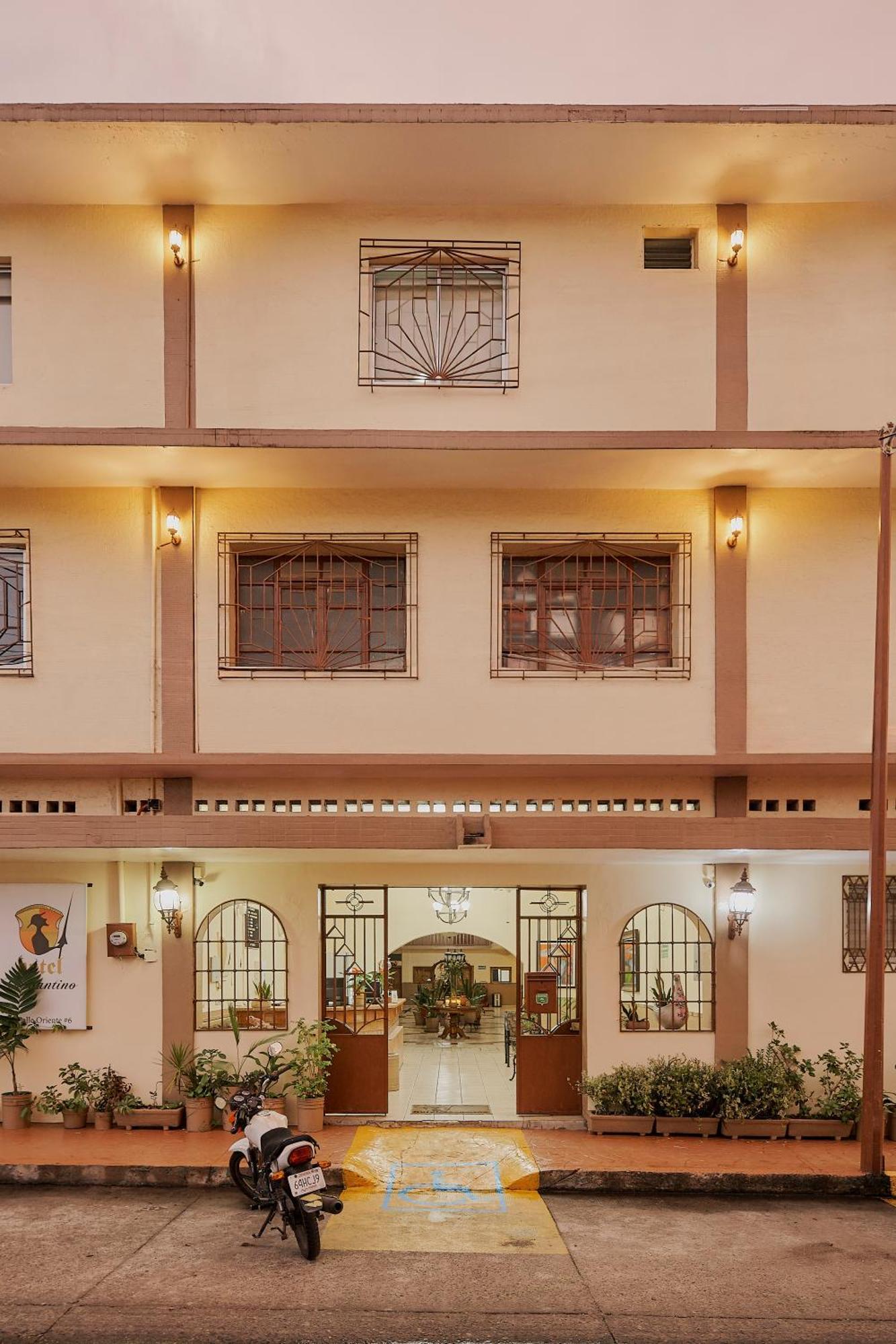 טפצ'ולה Hotel Cervantino מראה חיצוני תמונה