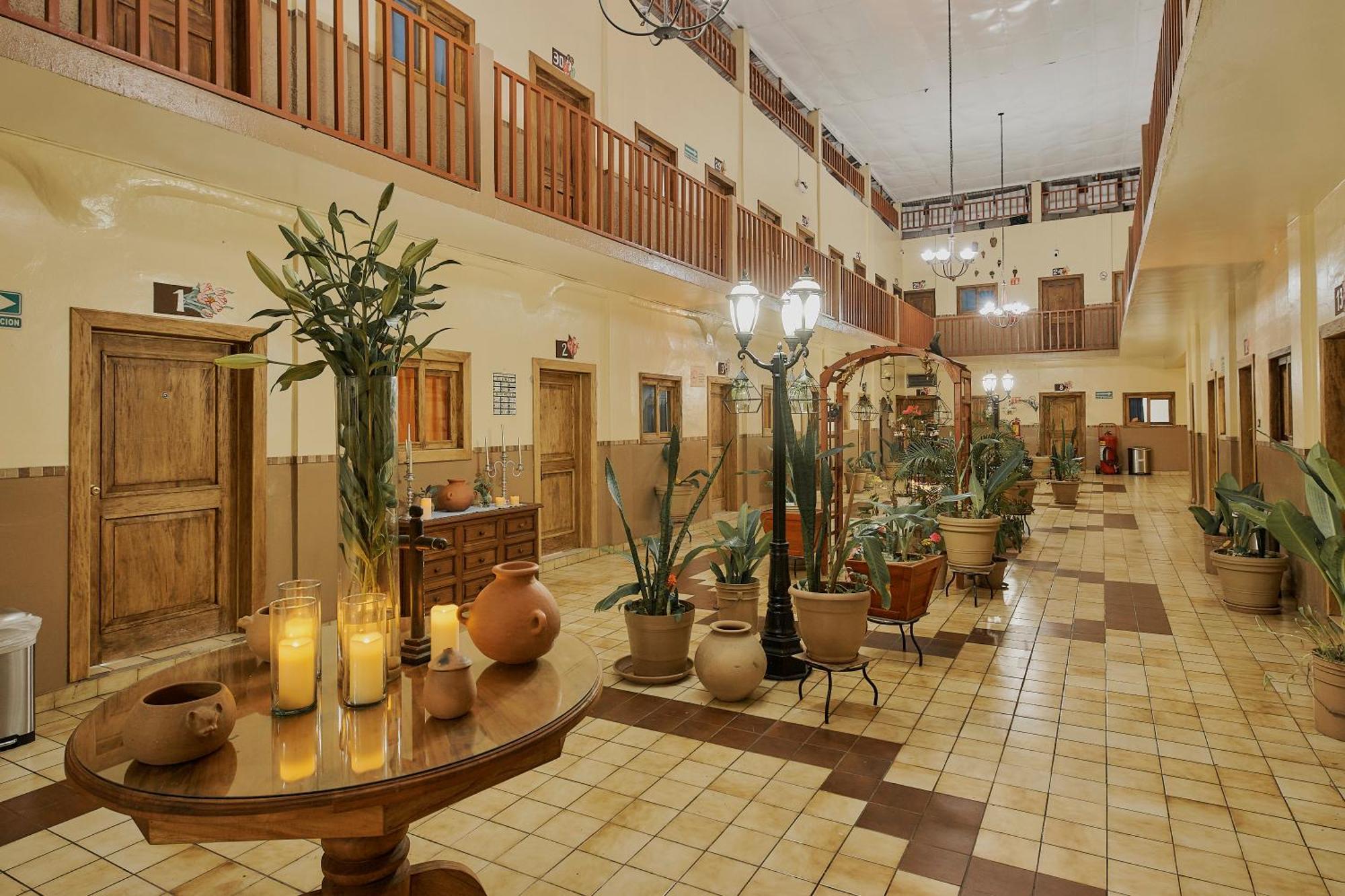 טפצ'ולה Hotel Cervantino מראה חיצוני תמונה