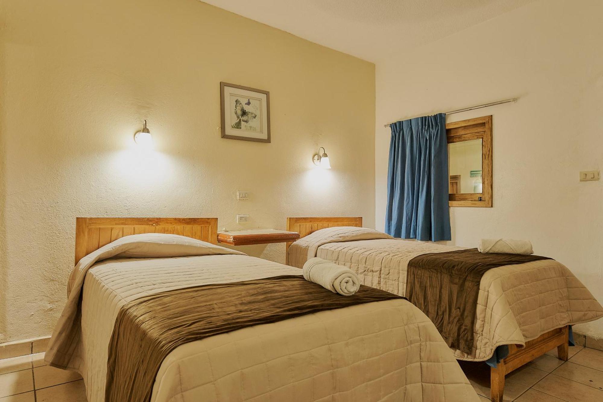 טפצ'ולה Hotel Cervantino מראה חיצוני תמונה