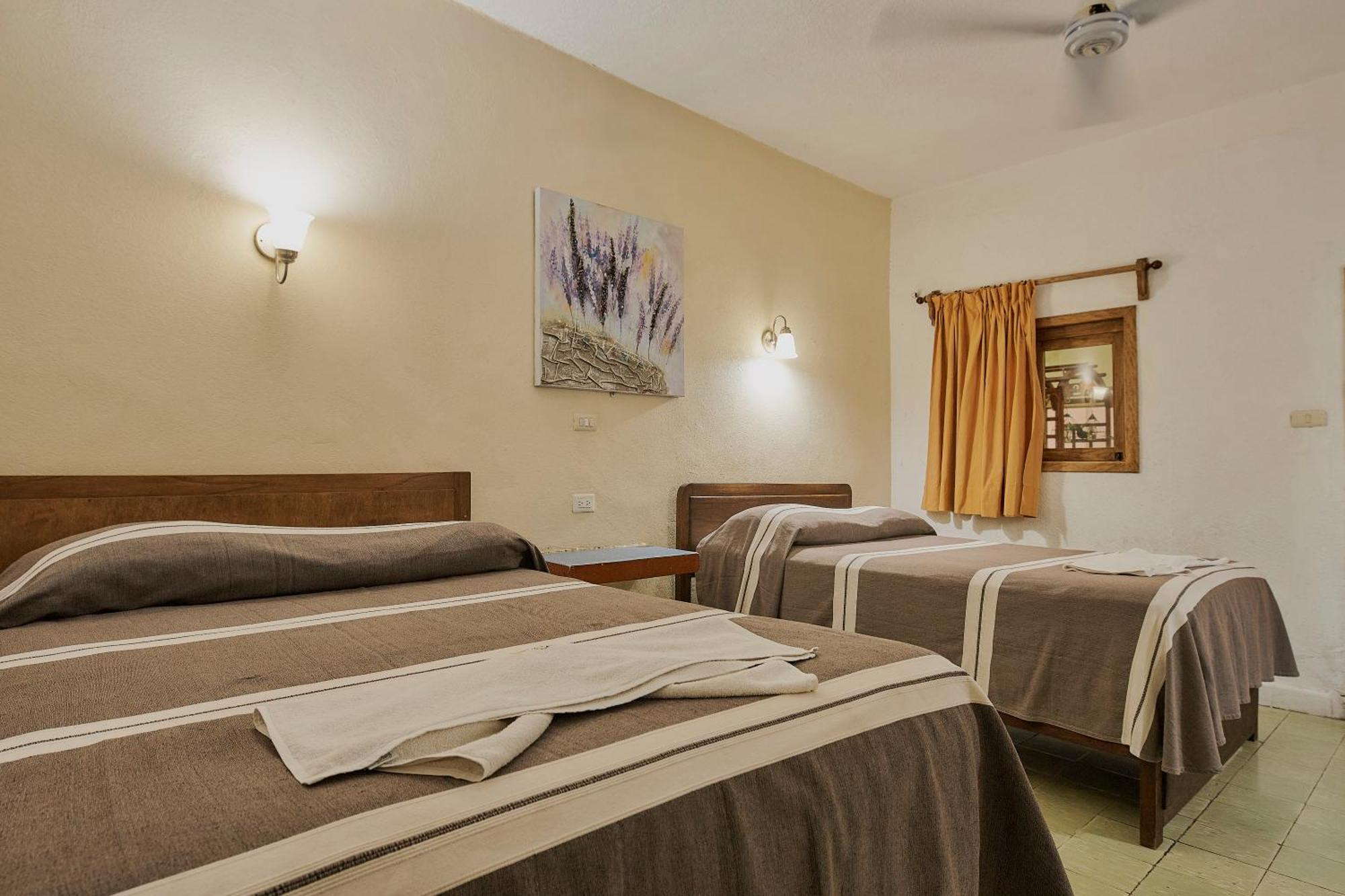טפצ'ולה Hotel Cervantino מראה חיצוני תמונה